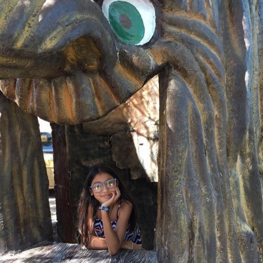 Meet your Posher, Marian